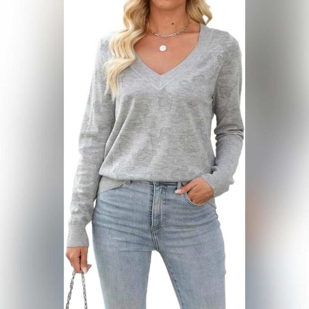NWT Liuerfeng Lightweight V Neck Long Sleeve Pullover Sweater Shirt, Medium